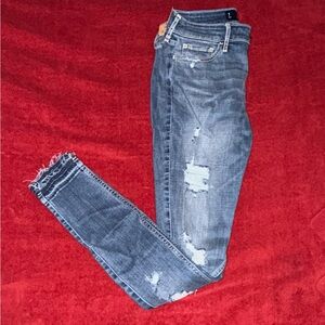 Hollister Stylish Blue Distressed Women Jeans. Size 7R